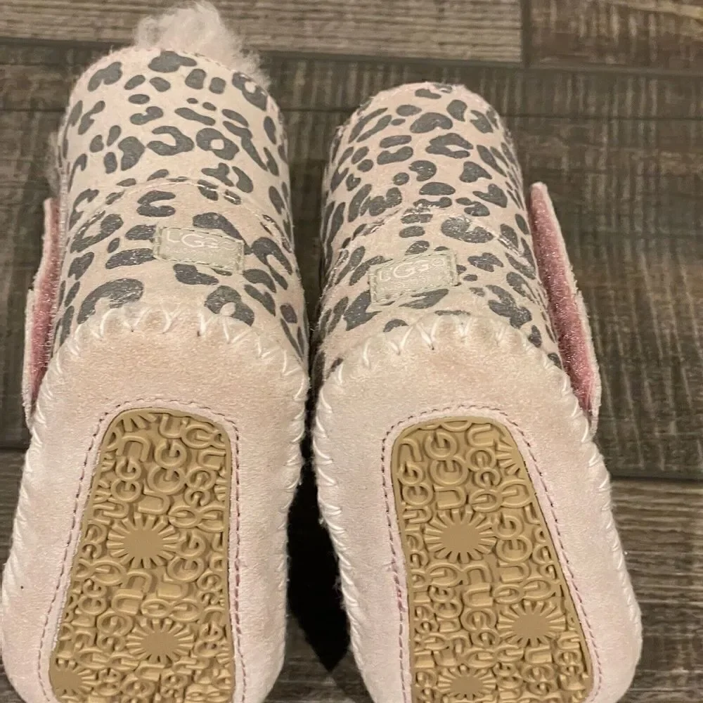 Ugg Australia Cassie Pink Leopard Infant Boots Size 0/1 XSmall 0-6 Months EUC